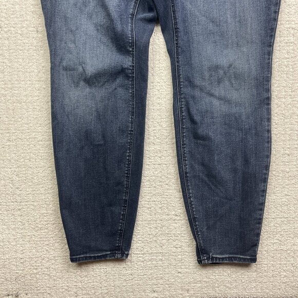 Old Navy High Rise RockStar Super Skinny Jeans Womens Sz 20 Denim Casual - Picture 3 of 8